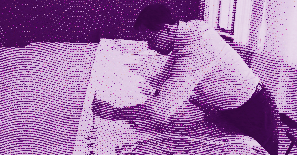 Wang Mingming is painting. The image is edited in purple tones with wavy dotted lines overlaying the scene. Light comes from windows in the background. © Illustration by ArtCritic.