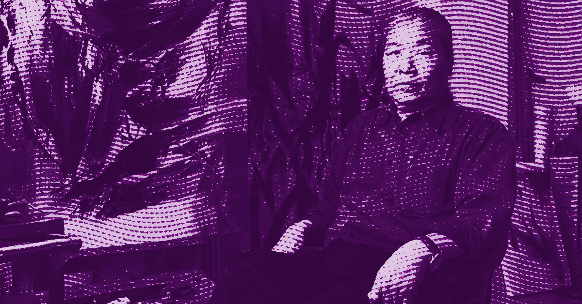 Yang Shihong sits next to an abstract painting, rendered in a purple halftone pattern with bold shadows and dotted texture. © Illustration by ArtCritic.