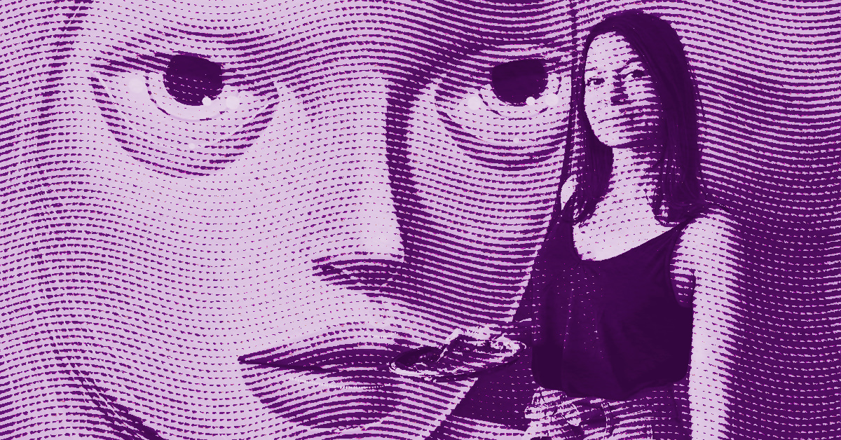 Tania Marmolejo stands in front of a large, stylized face illustration with dotted patterns, all in shades of purple. The faces features are oversized and abstract, blending with the background and the woman. © Illustration by Art Critic.